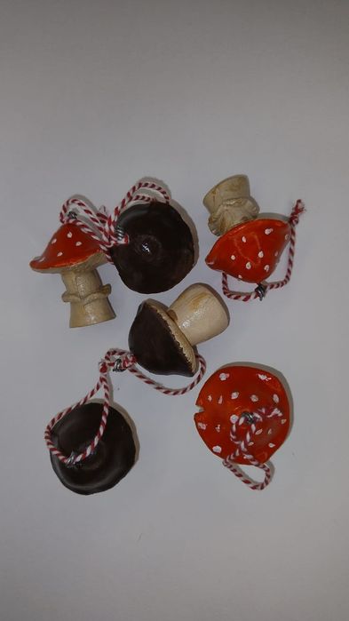 Брелки для новогодней ёлки из гипса и деревянные домики !