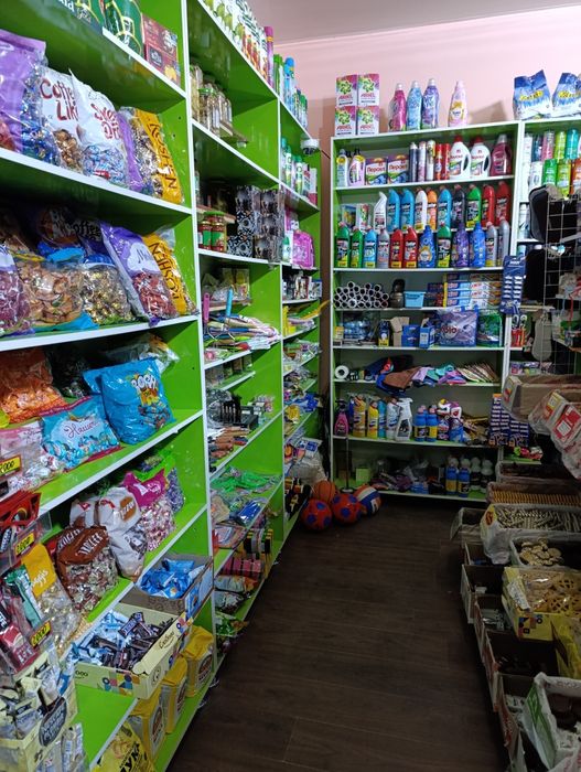 Tayyor biznes.Magazin oziq ovqat va 3 xonali kvartira bir joyda