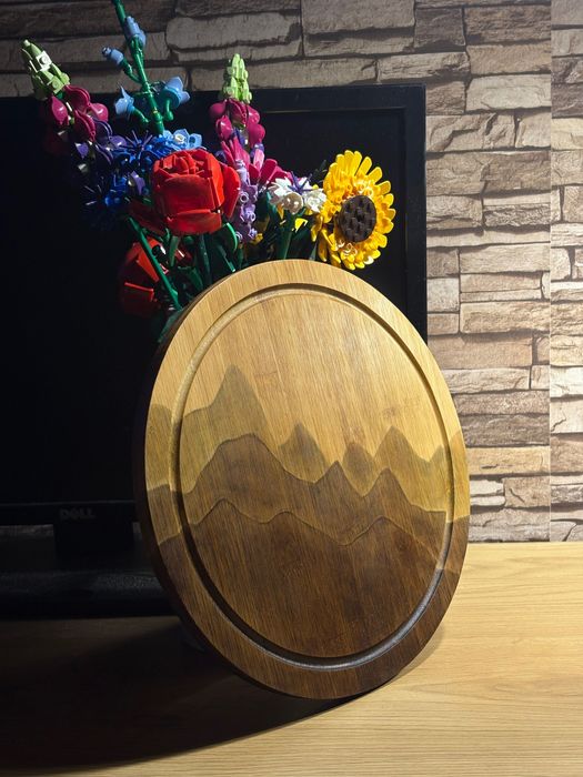 Ръчно рисувана и лакирана дървена дъска за рязане / сервиране