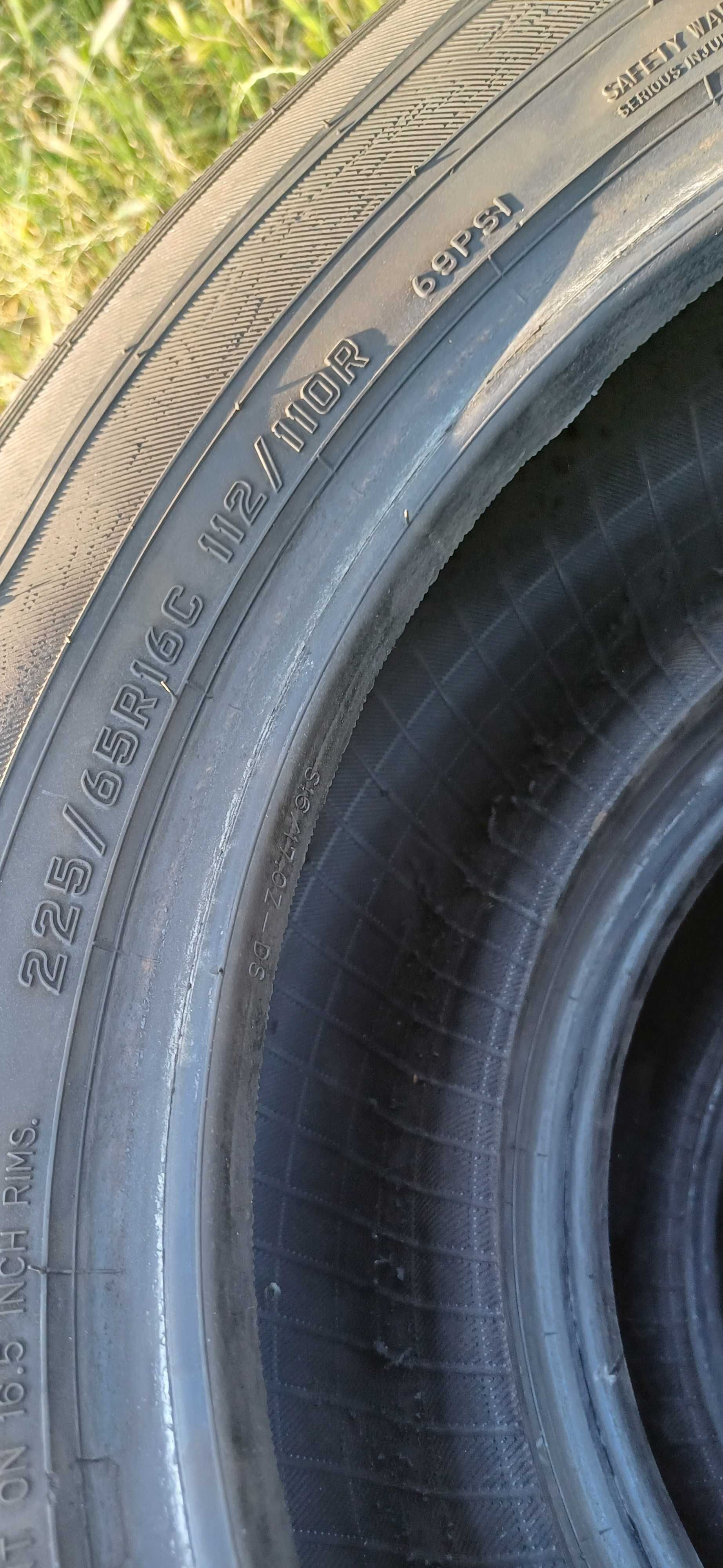 Falken 225 65 16c  112/110R