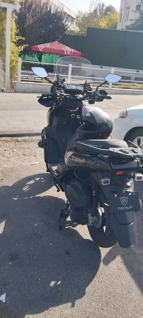 Tank cavalo sotiladi