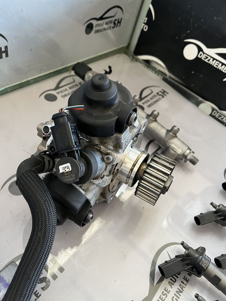 Injector Audi Q7 sau A8 4,2 TDI CCFA Euro 5 340 CP rampa pompa inalta