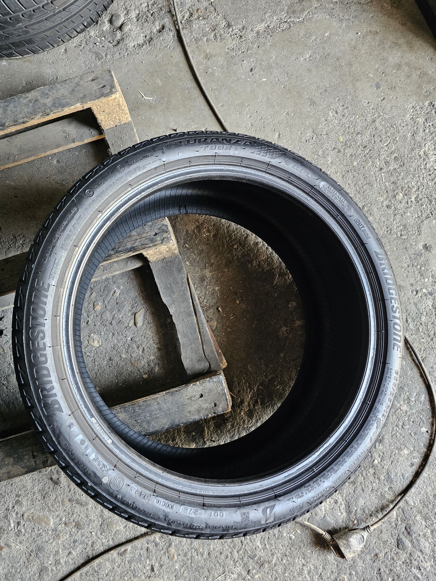2 anvelope vara 255 35 19 Bridgestone 2022