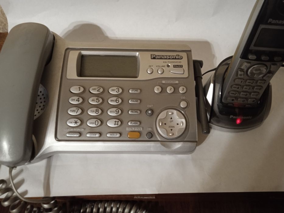 Телефон KX-T320D2CID