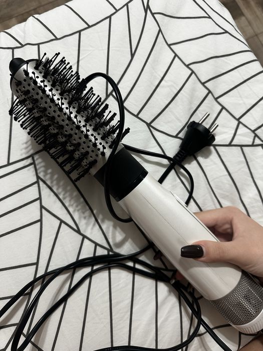 Remington четка-сешоар за обем и оформяне на коса