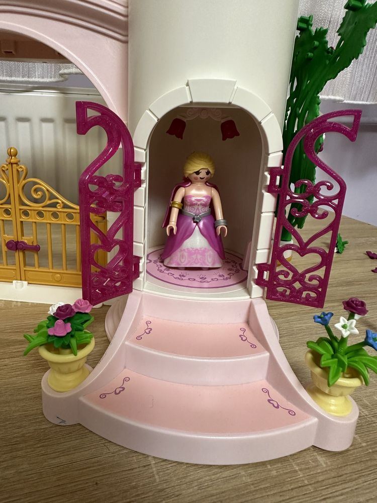 Playmobil princess castle