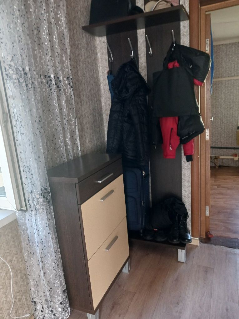Продам прихожую хорошего качества