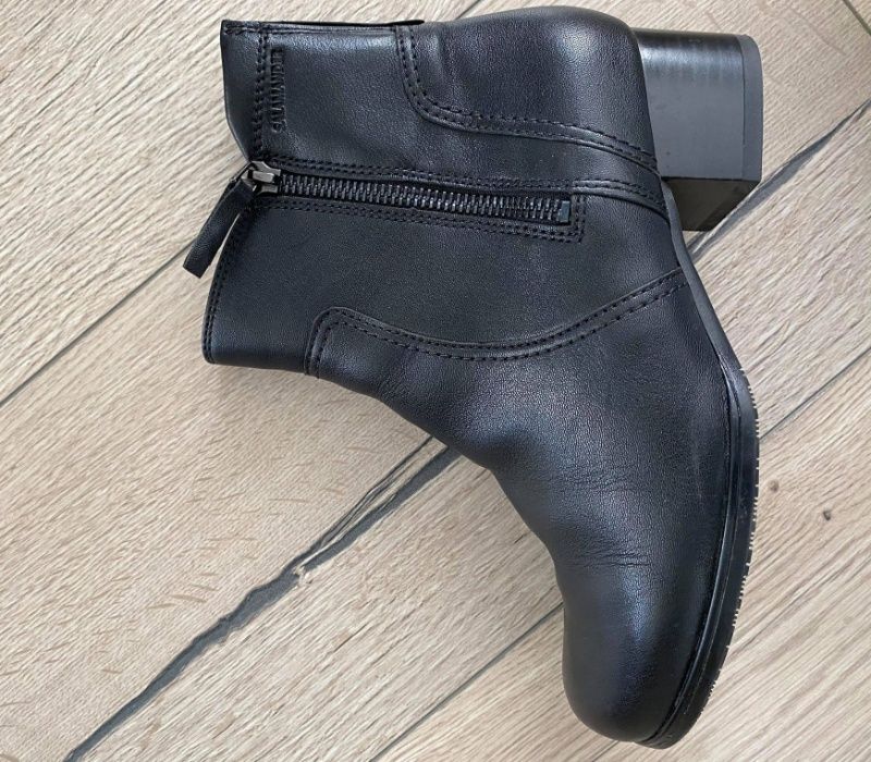 Botine Salamander din piele-captusite in interior , marimea 35