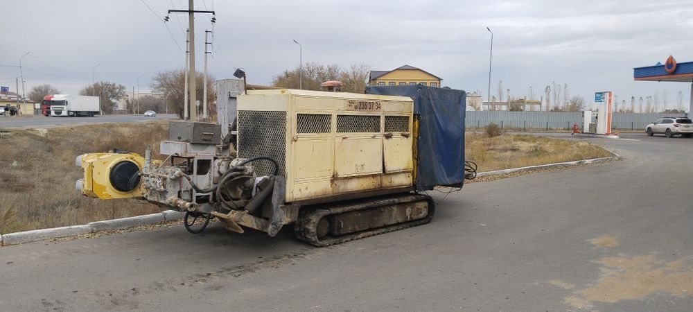 Продам буровую установку гнб 32тонник