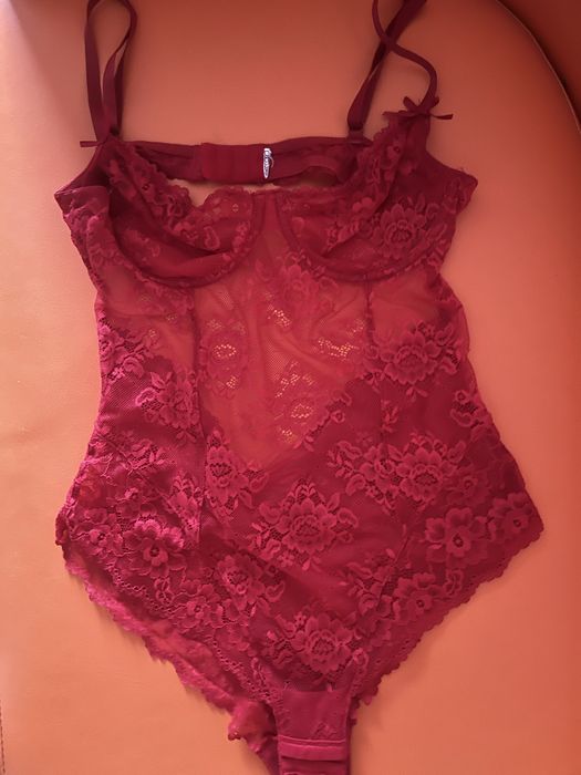 Body confortabil marime s