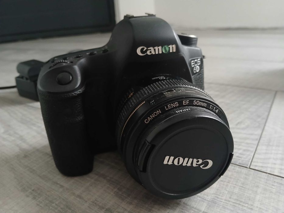 Canon 6D + obiectiv 50 mm