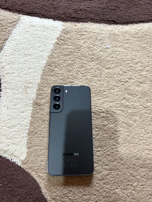 Vând samsung s22 nou