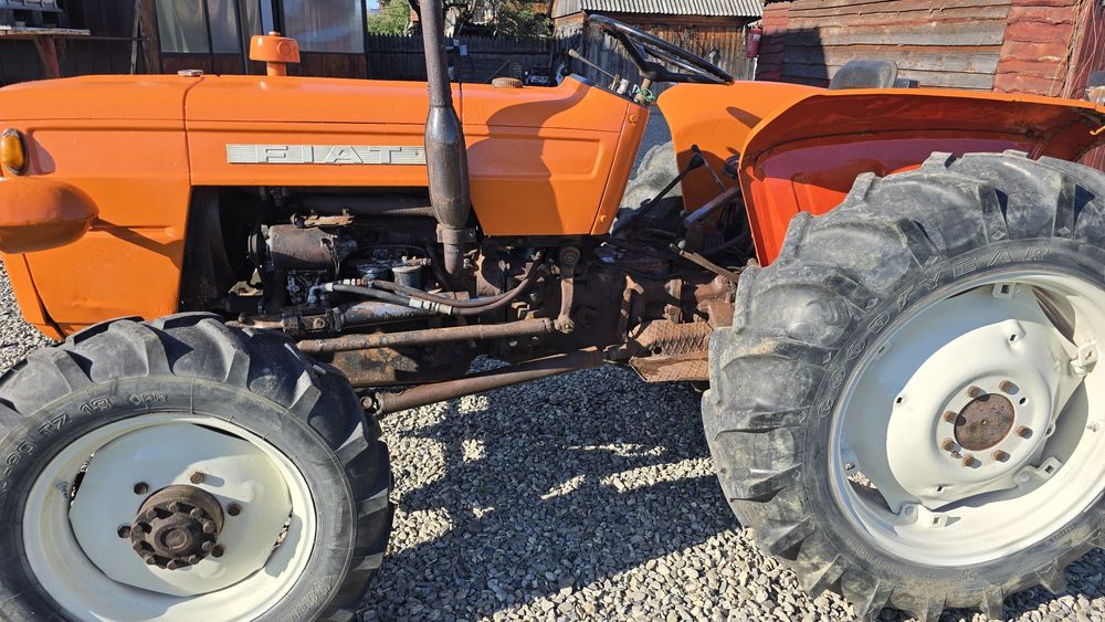 Tractor 4x4 Fiat 45-cai servo