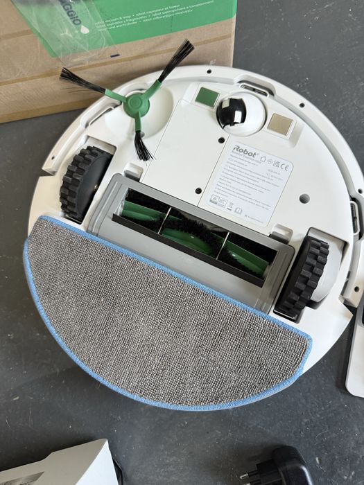 Aspiratoare Robot Rowenta Xplorer si Romba combo