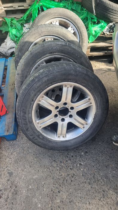 Гуми с джанти 18 ки