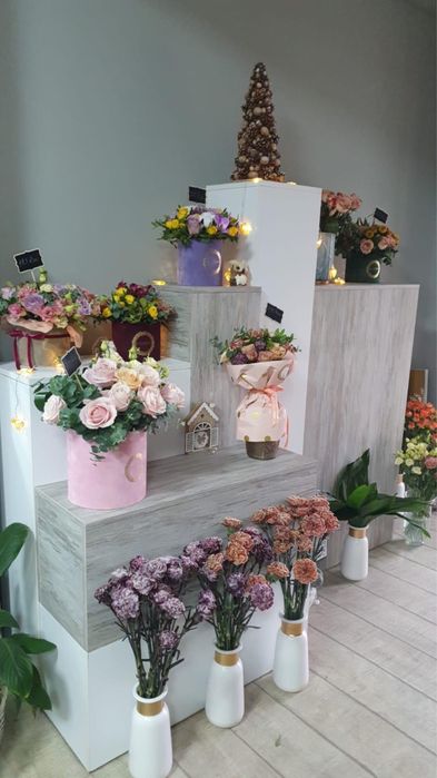 Mobilier/ Desk pentru spatiu comercial sau Florarie