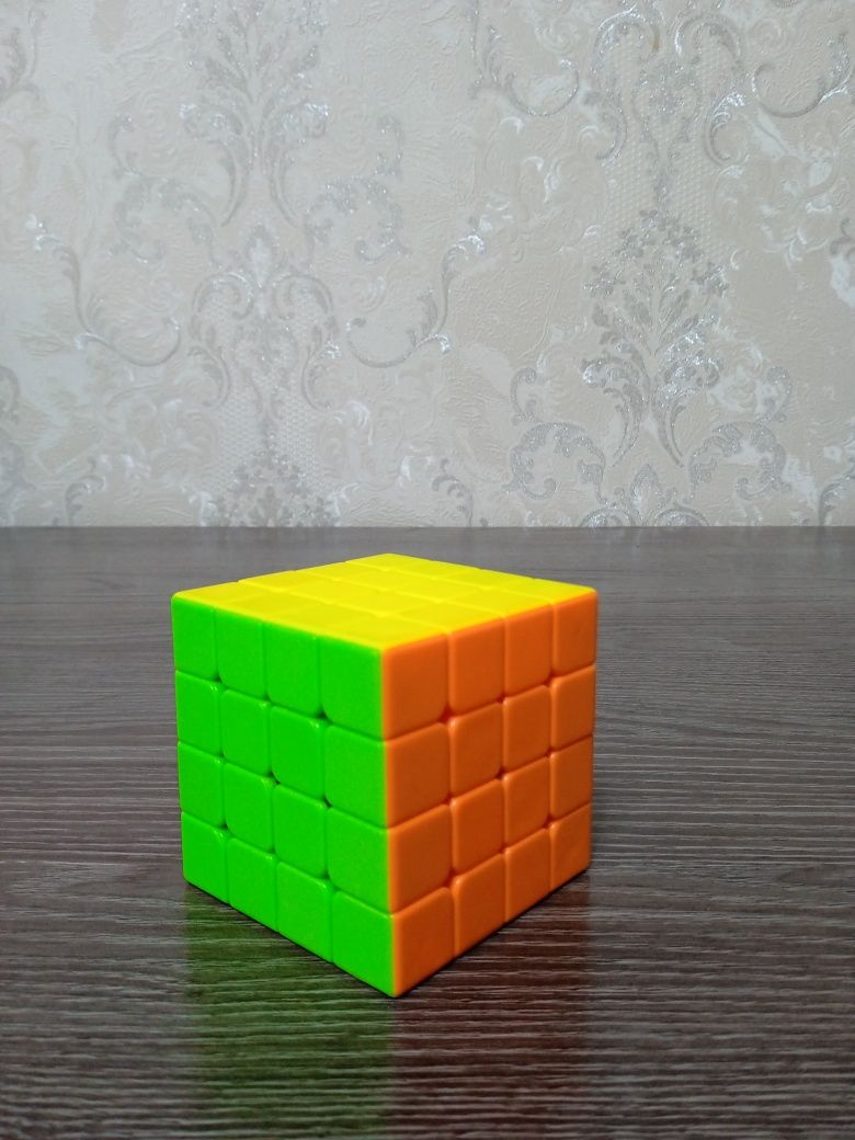 Кубик рубики 4х4 срочно