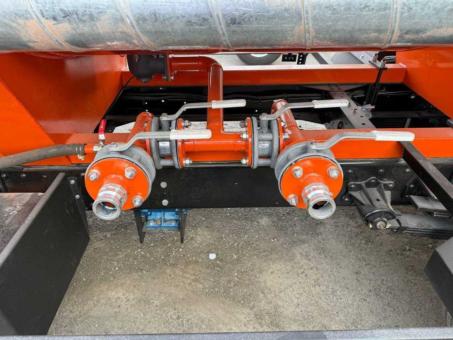 Сотувда мавжуд! Автотопливозаправщик (бензовоз) FAW Tiger V (7 м³)