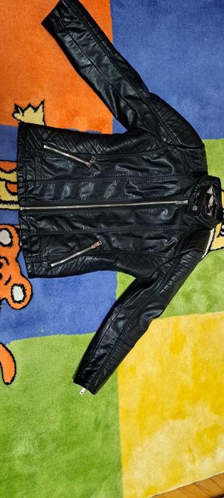 Geaca din piele artificiala