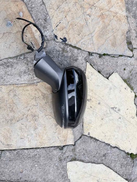 Ляво (шофьорско ) ел.огледало рено клио 5