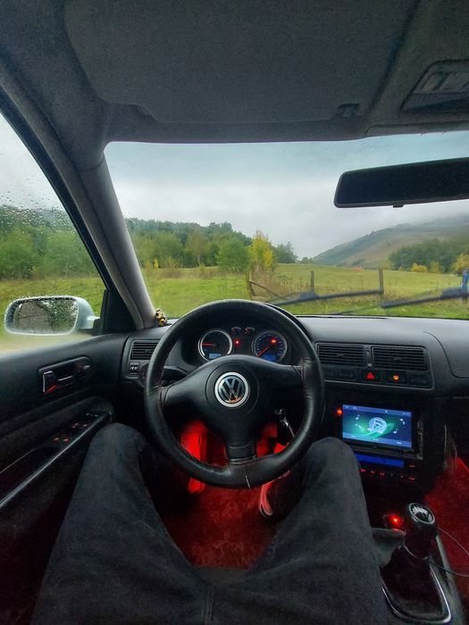 Vând golf 4 1.9 TDI