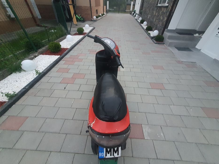 Scuter piaggio zip