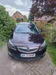 Opel Astra J ediția 150