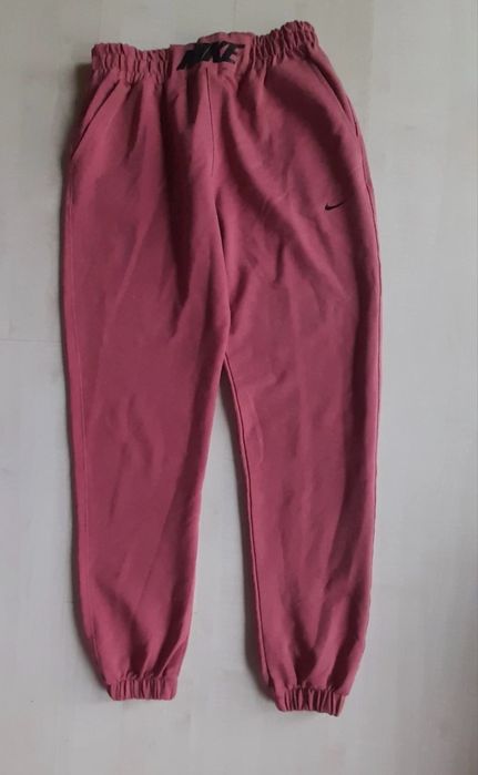 Nike, дамско долнище, чисто ново.