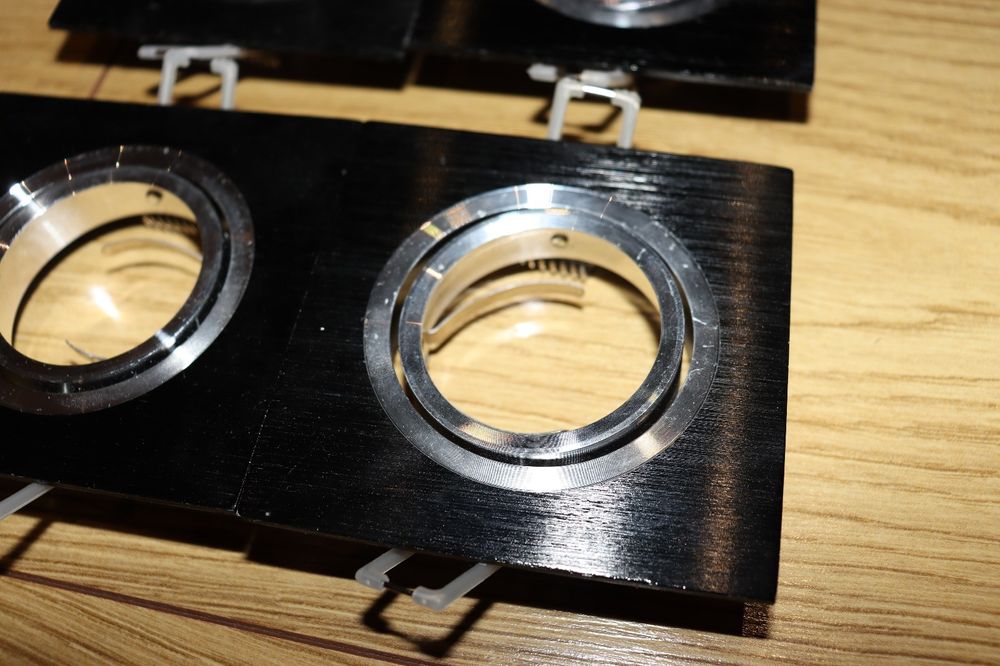 Vand 6 spoturi negre aluminium preminum noi Polux goldlux