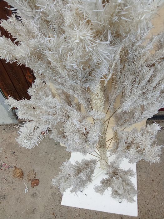 Елха в бяло -170 см