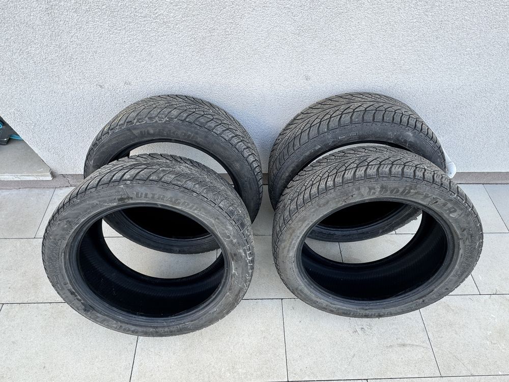 Cauciucuri BMW Goodyear UltraGrip 8 Performance 245/45 R18 RunFlat