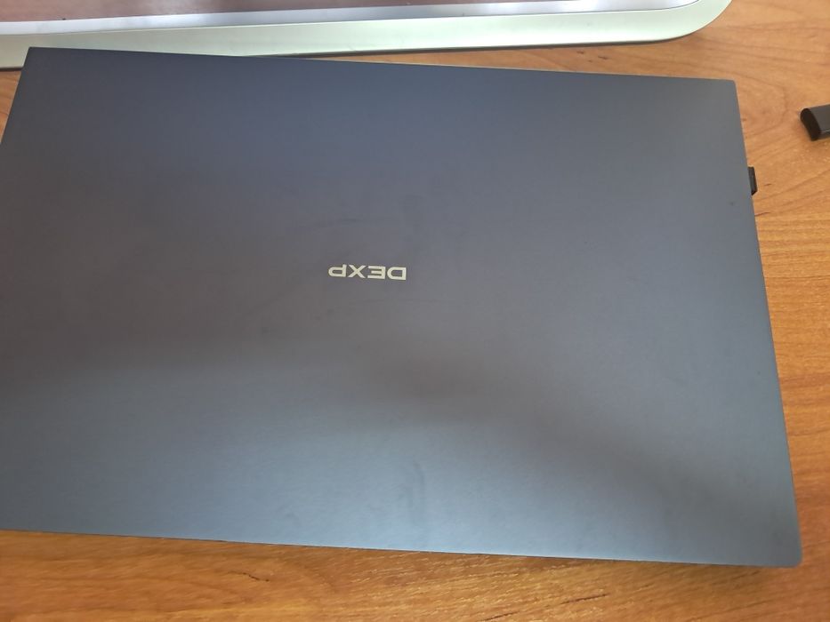 Продам ноутбук хороший состояние