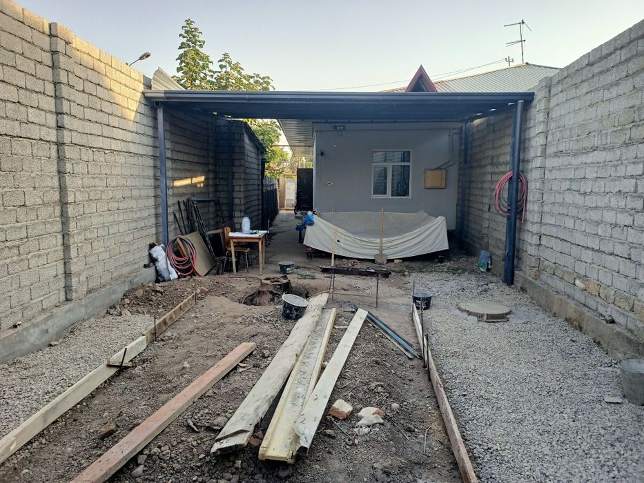 Qibray Dormon Xaydarobod mahallasi 3 сотих ховли  Уй сотилади.