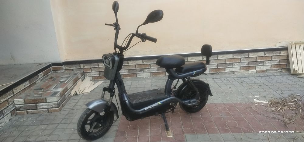 Elektro skuter sotiladi
