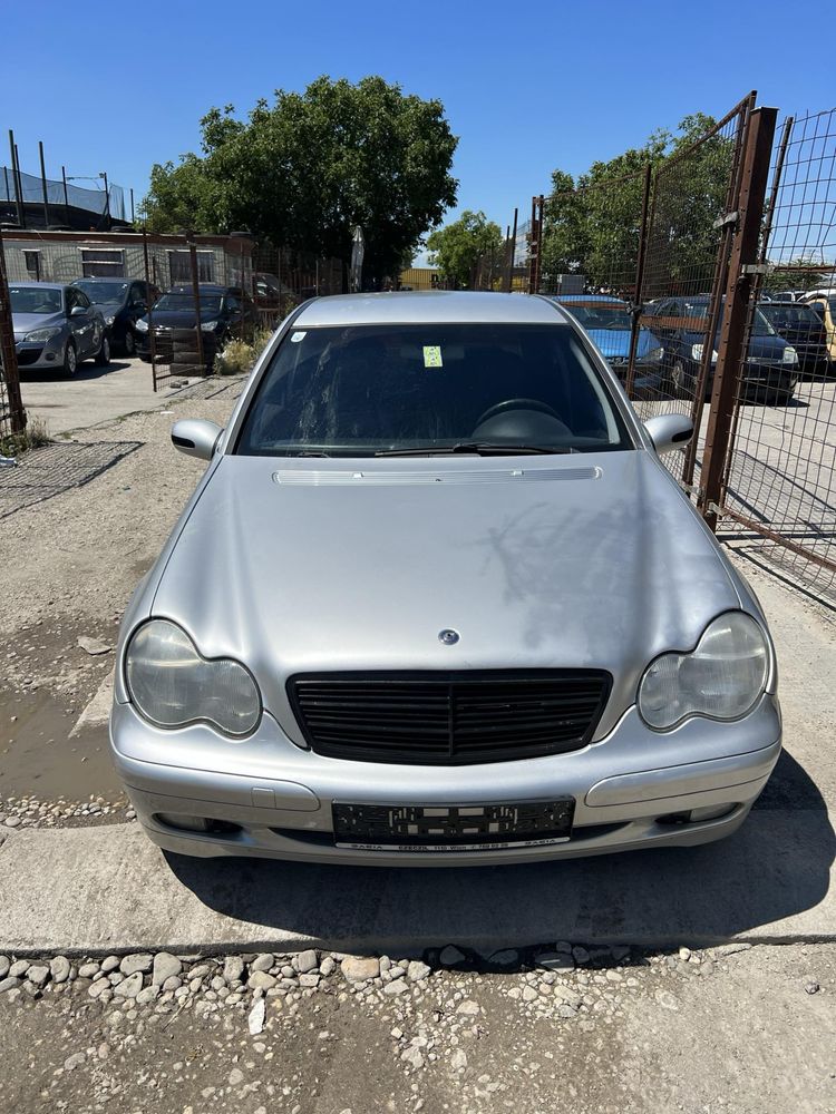 На части! Мерцедес Ц220 цди автомат, кожен салон, андроид навигация