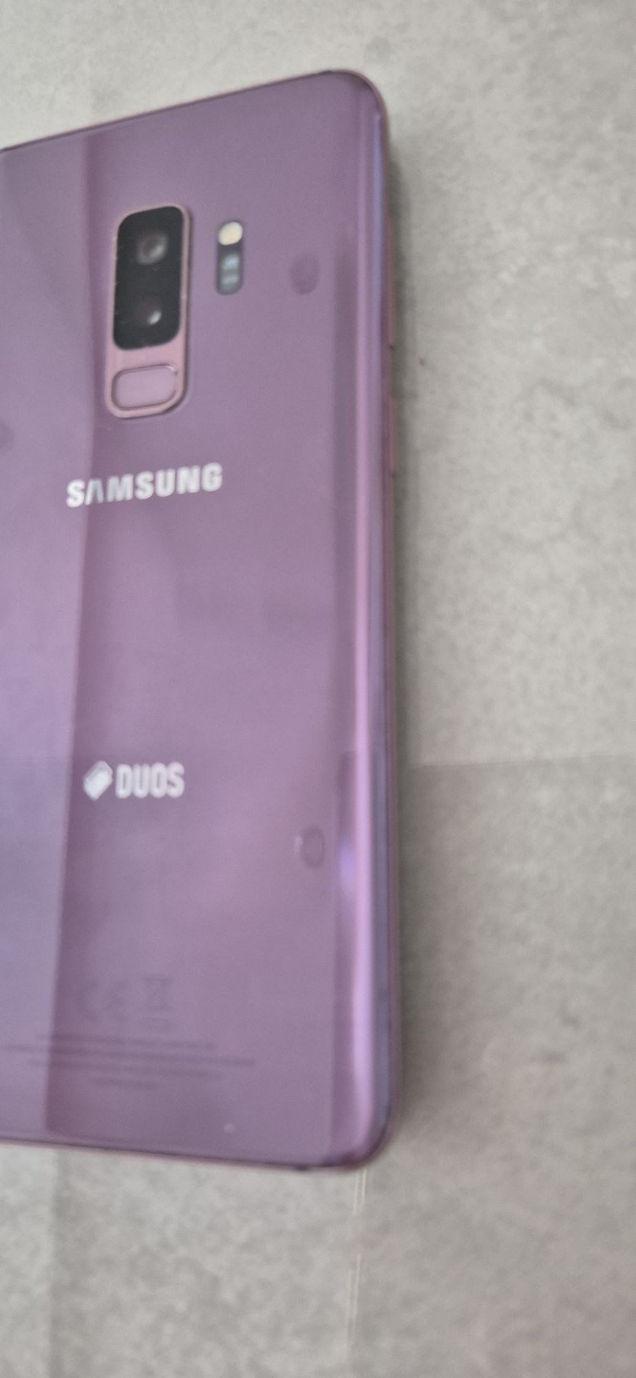 Samsung S9 plus - неразличим от нов
