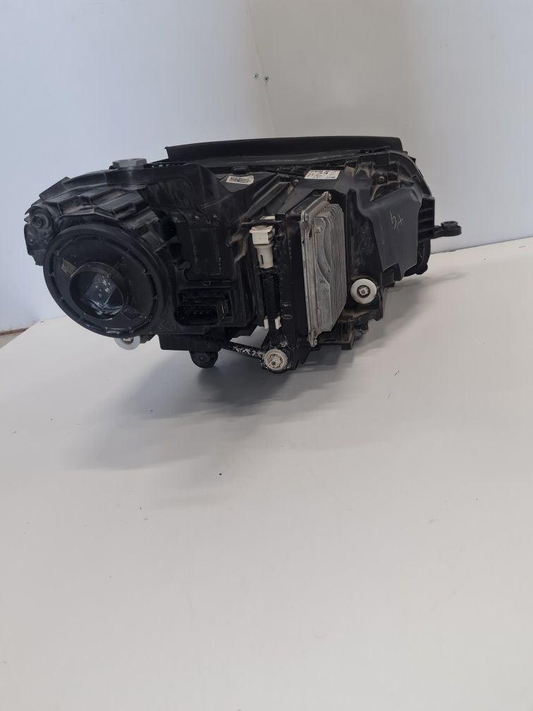 Far stânga Mercedes GLE W167 / cod-A1679066504 / an-2019-2023 OEM