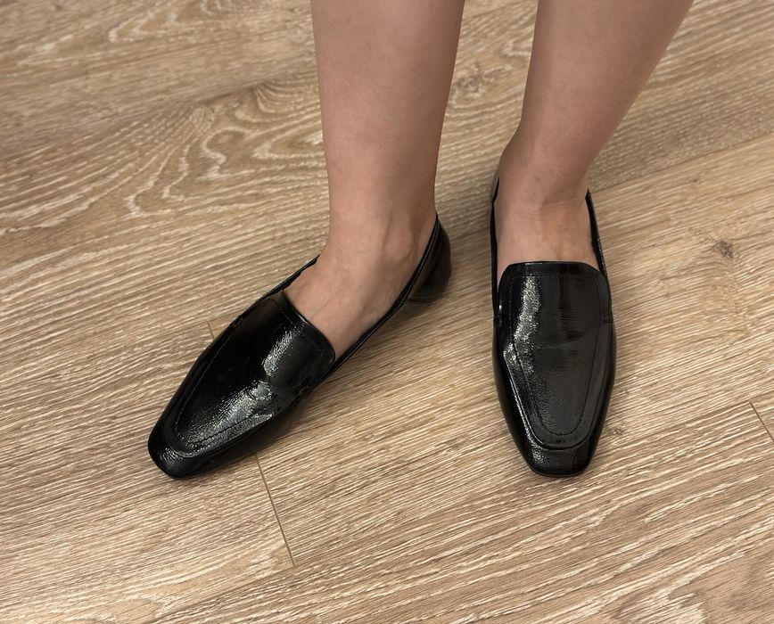 Vând pantofi Zara noi