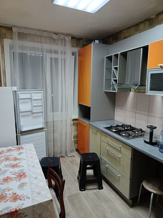Сдам 3 ех.комн кв новой планировки в 19 мкр район Вектора