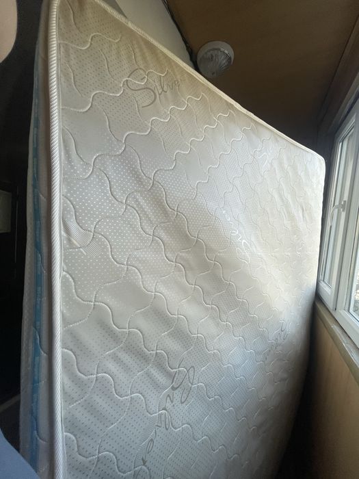 Матрас на кровать 160 *200