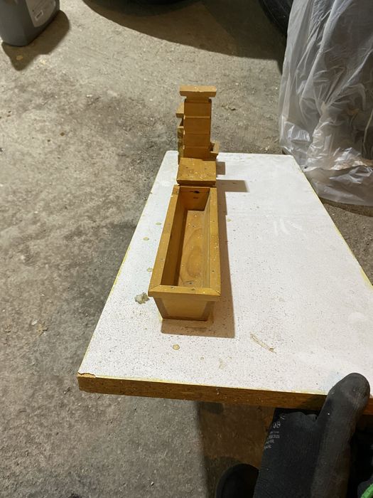 Стари настолни игри, чешма от дърво