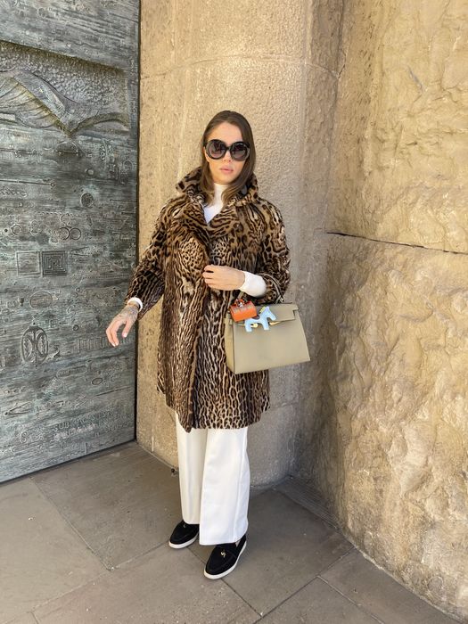 Haina din blana naturala de ocelot