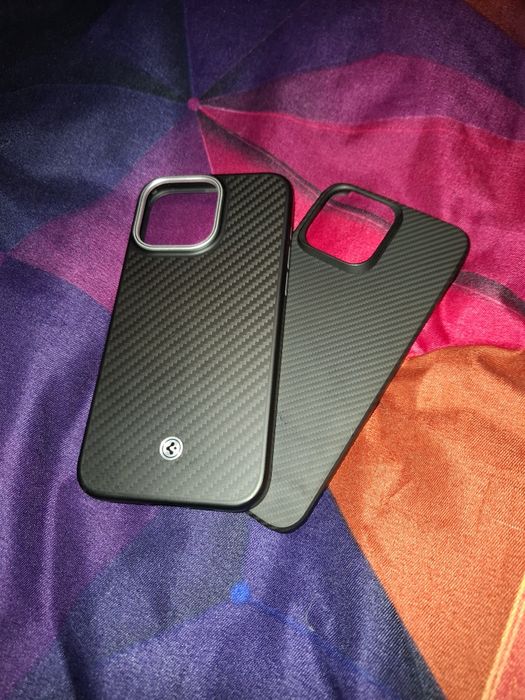 Husa pitaka spigen carbon kevlar iphone 15 pro max