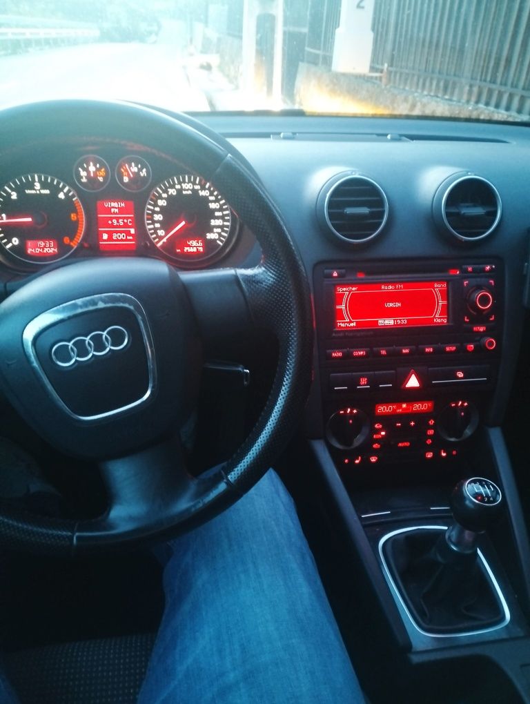 Audi A3  19 tdi ..