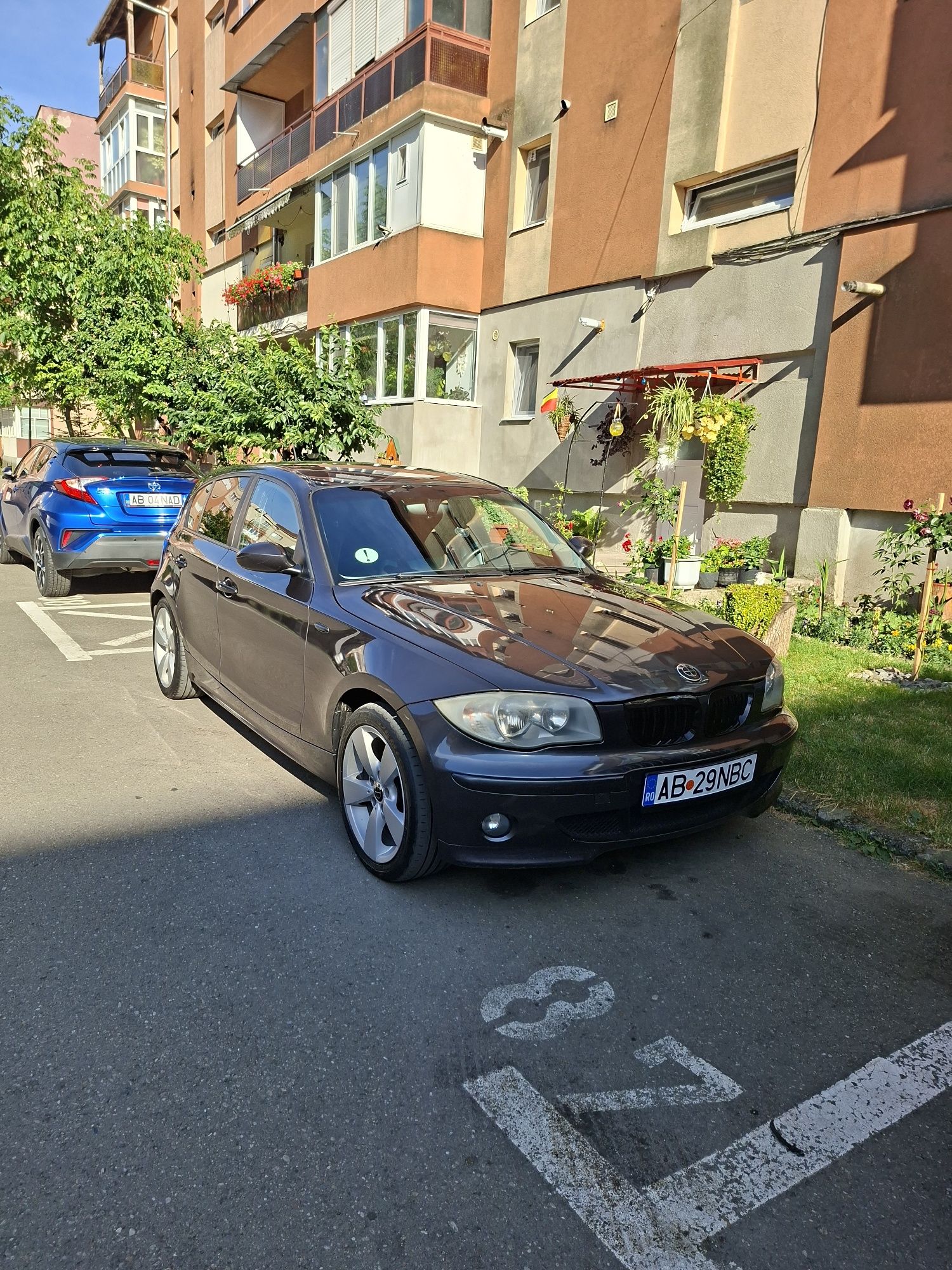 Vând schimb Bmw e87