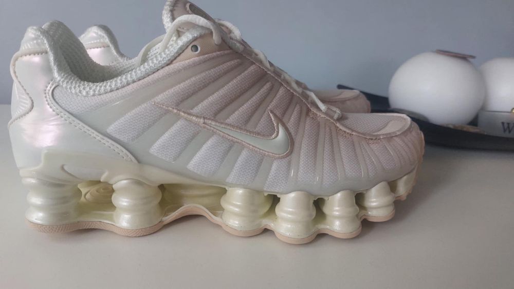 Спортни маратонки NIKE 38.5