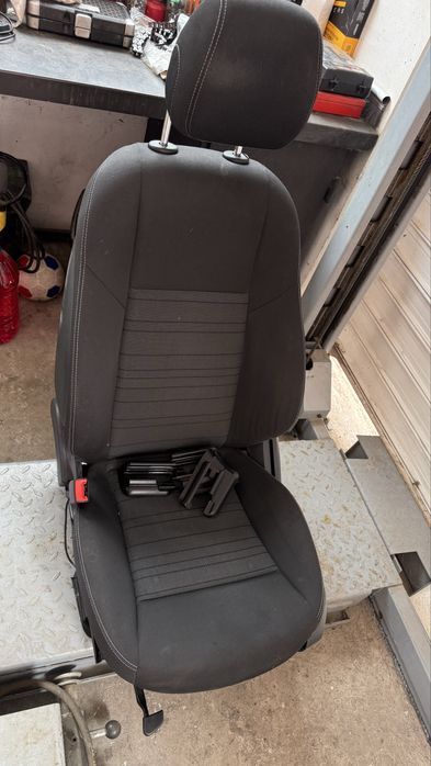 Платнен салон за MERCEDES GLC X253