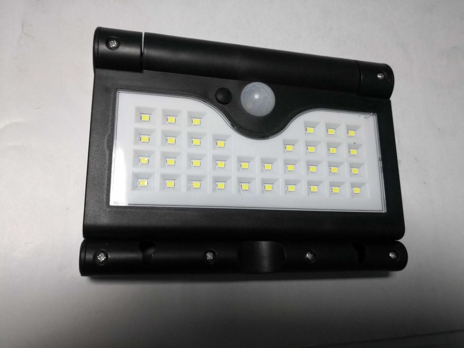 Lampa solara pliabila cu leduri