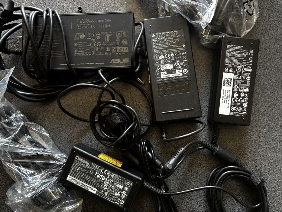 Alimentator / Incarcator laptop HP DELL ASUS LENOVO ACER