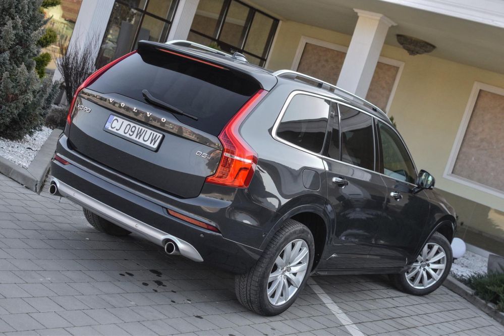 Volvo xc90 4x4, led, panorama, 2.0d